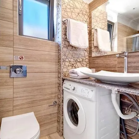 Mit Pool Fuer 4 Personen Und 2 Holiday home